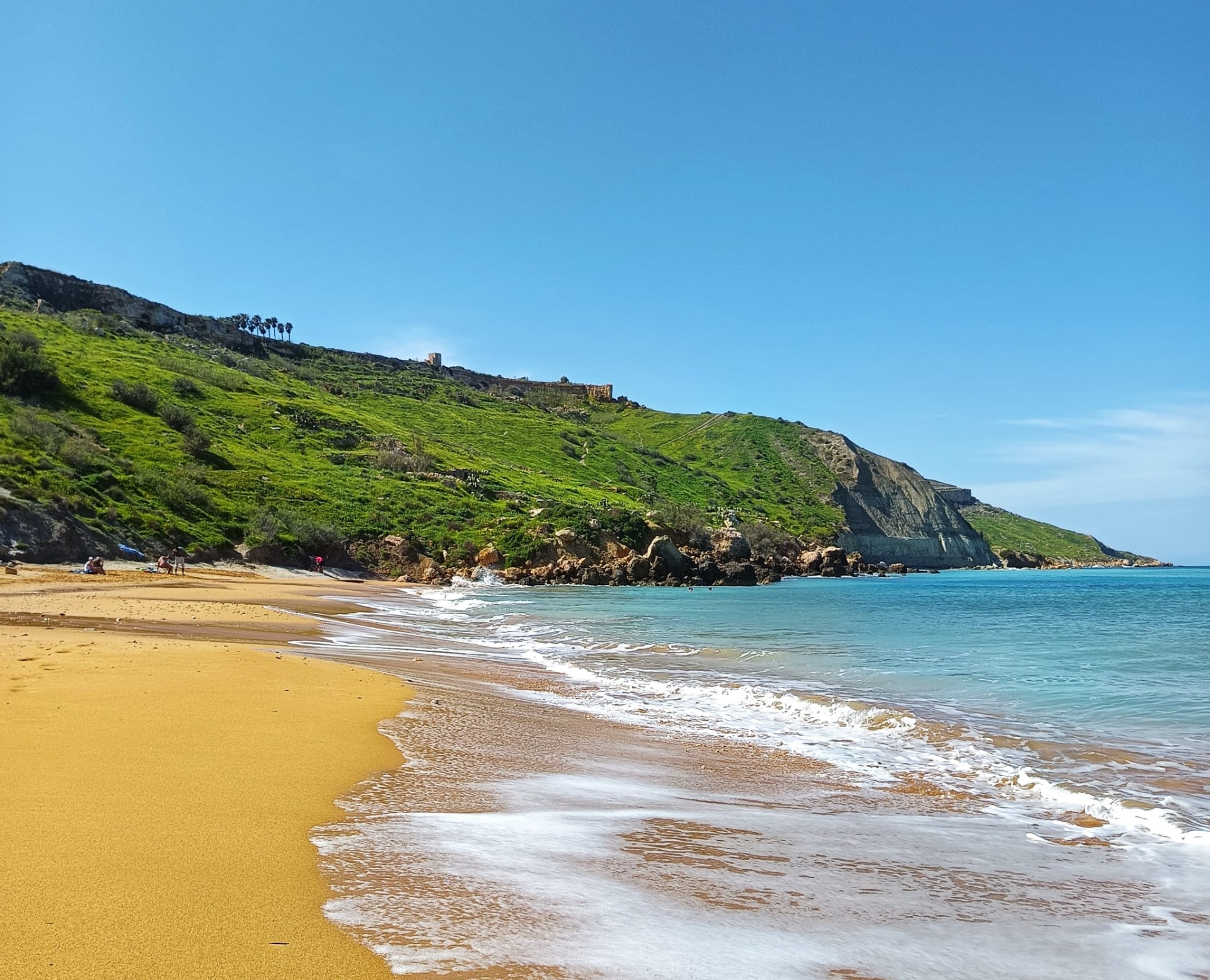 pláž Ramla a nádherné barvy